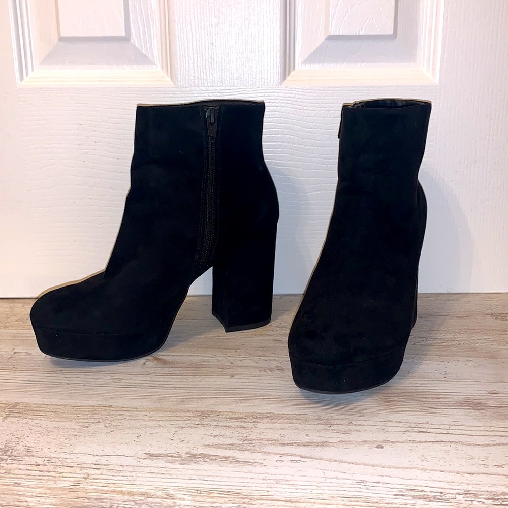 Mossimo Brianna Black Suede Platform Sock Booties